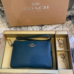 Forest Green Coach Corner Zip Wristlet with detachable charms
